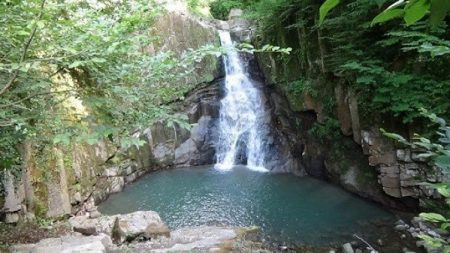 Kayalıdere Şelalesi Doğal Aquapark’ta Eğlen